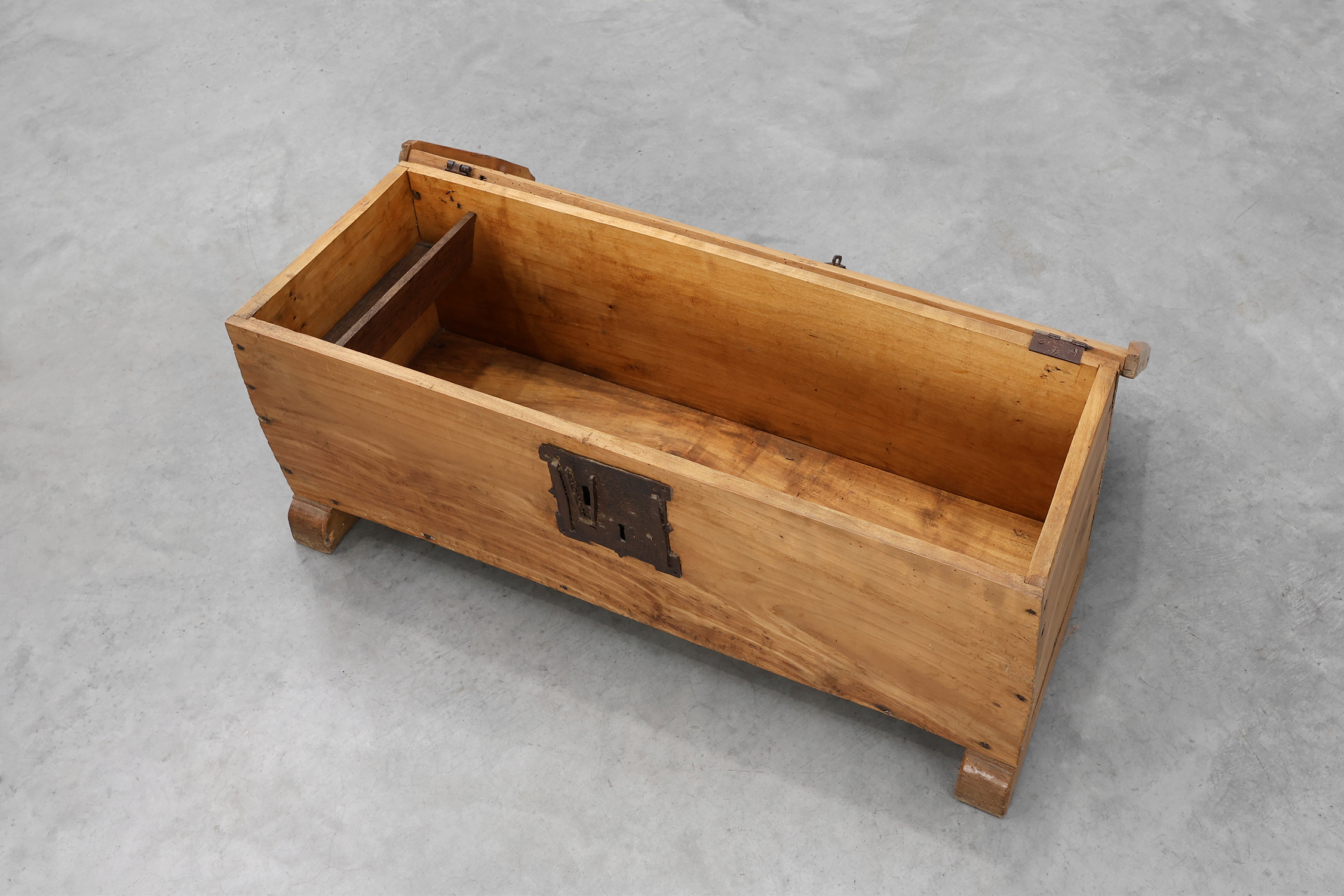 Rustic oak wooden chest, France ca. 1900thumbnail